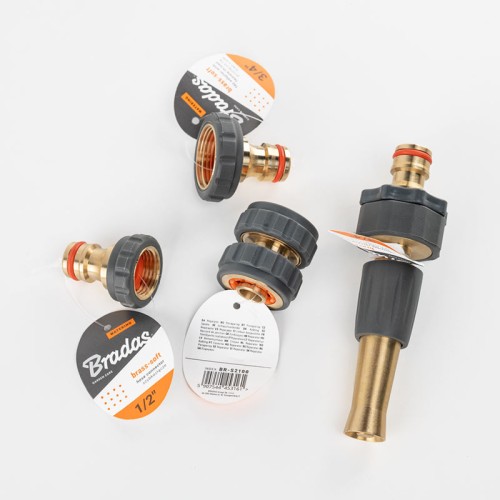 Адаптер с внутренней резьбой 3/4" с запорным краном BRASS SOFT Адаптер с внутренней резьбой 3/4" с запорным краном BRASS SOFT